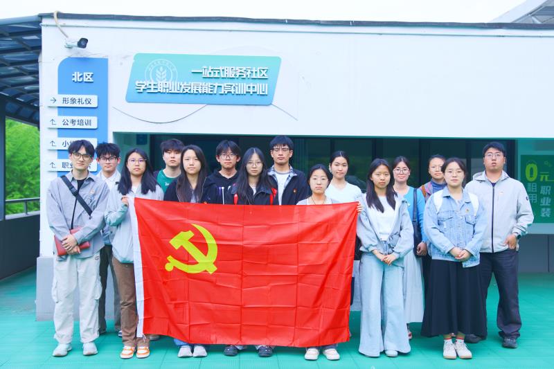 800合影.jpg